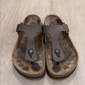 Birkenstocks size 10 Brown T-Strap Cork Footbed Sandals